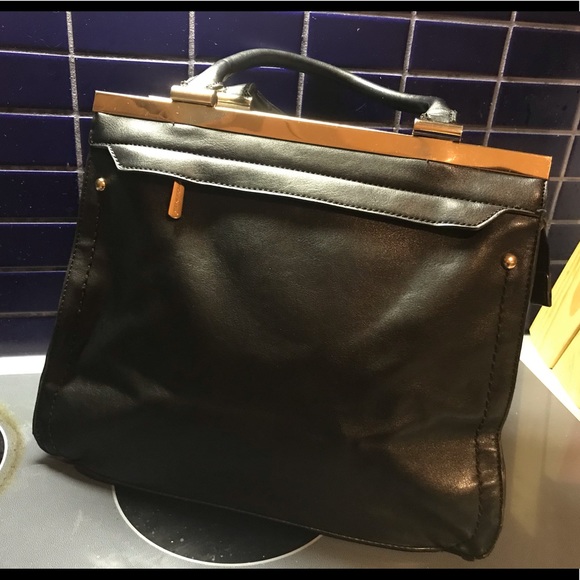 Purse - Picture 3 of 4